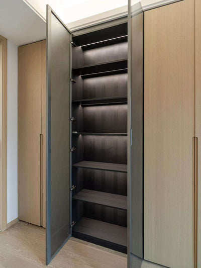 Italian-Style Freestanding Walk-In Closet