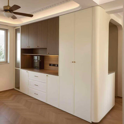 Italian-Style Freestanding Walk-In Closet